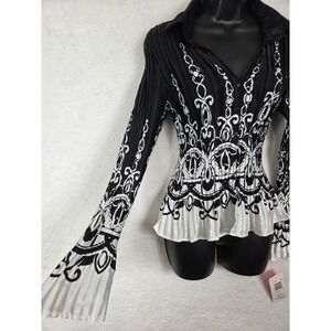 Sunny Leigh Pleated Button Front Top Damask M Flare Sleeve Fairy Grunge Teardrop